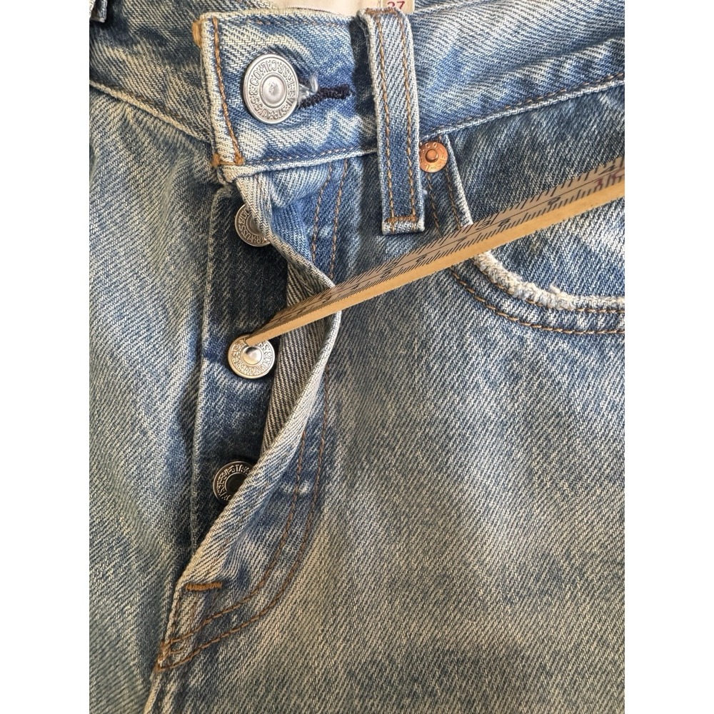 Levis Jeans Wedgie Women's Size 27 Distressed Denim Light Wash Button Fly - Picture 10 of 11